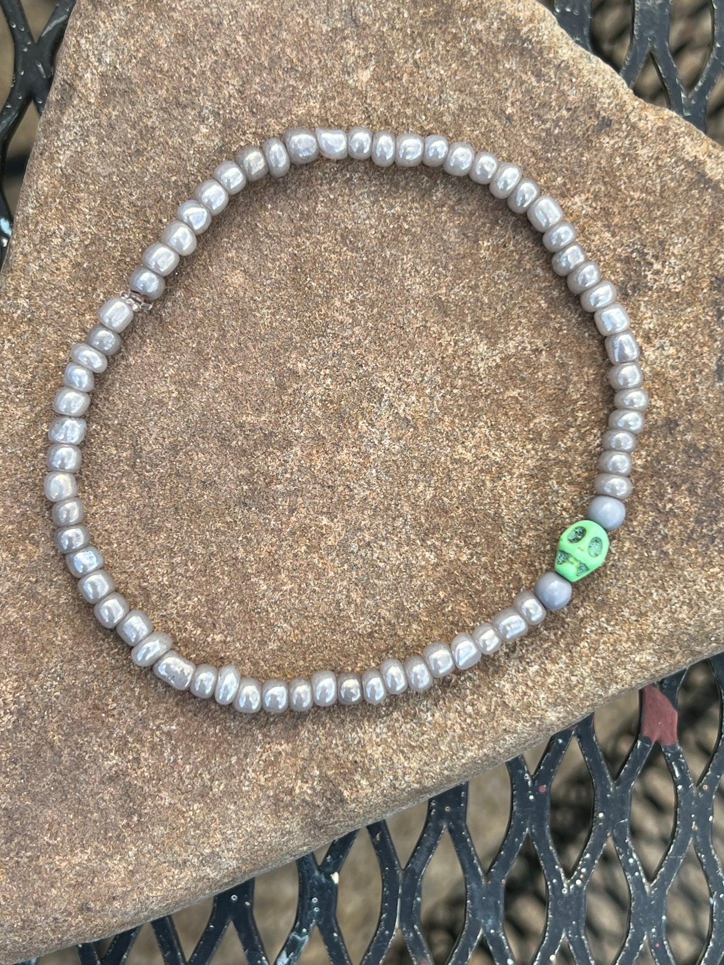 Handmade Halloween Green Skull Anklet - Medium