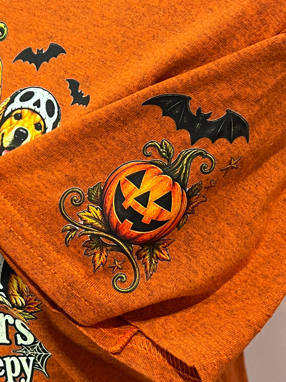 Golden Retriever Halloween Tee w/ Sleeve Accents