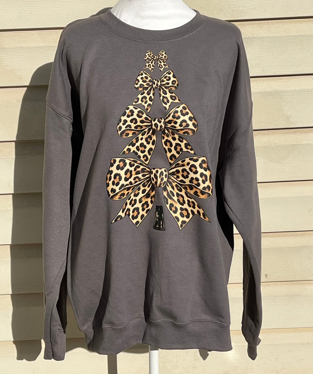 Leopard Print Bow Sweatshirt