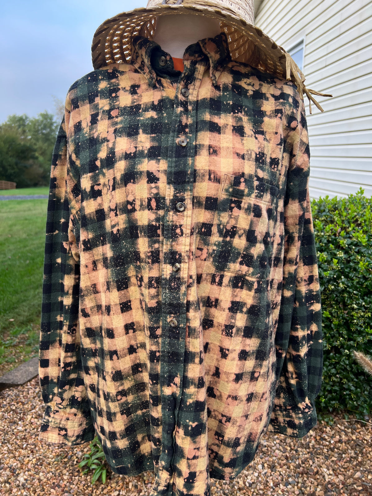 Beagle Lovers Trick or Treating Halloween Upcycled Bleach Art Flannel - Mens Large Unisex