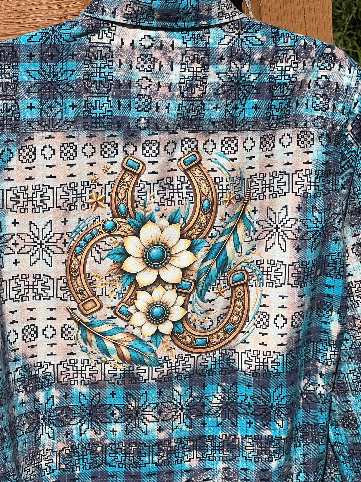 Upcycled Flannel -  Southwest Floral Horseshoes Bleach Art - Men’s  Small UNISEX