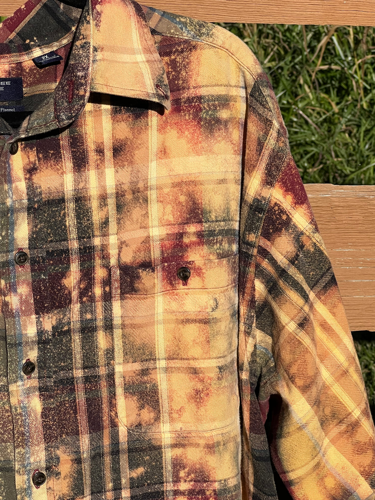 Vintage Vibe Christmas Trees Upcycled Bleach Art Flannel - Mens 2XL Unisex