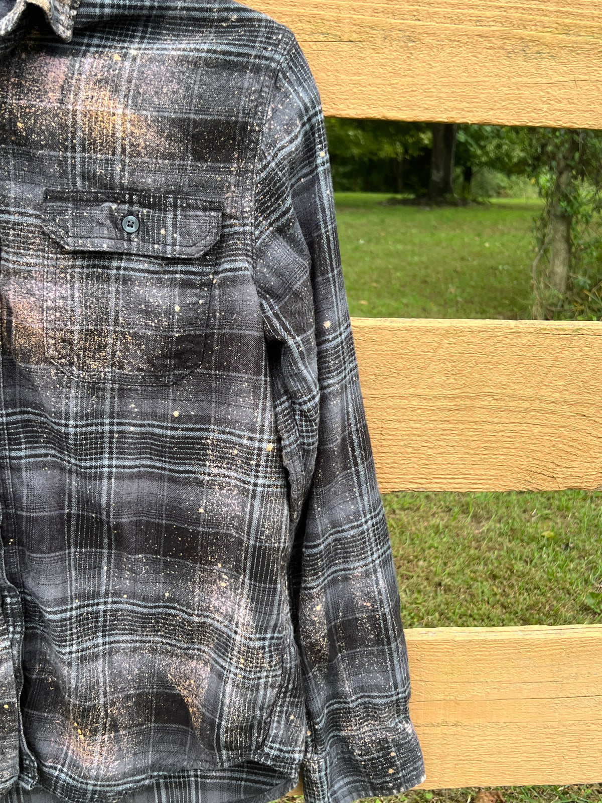 Upcycled Flannel - All Plants Are Edible Some Only Once Bleach Art - Men’s Medium