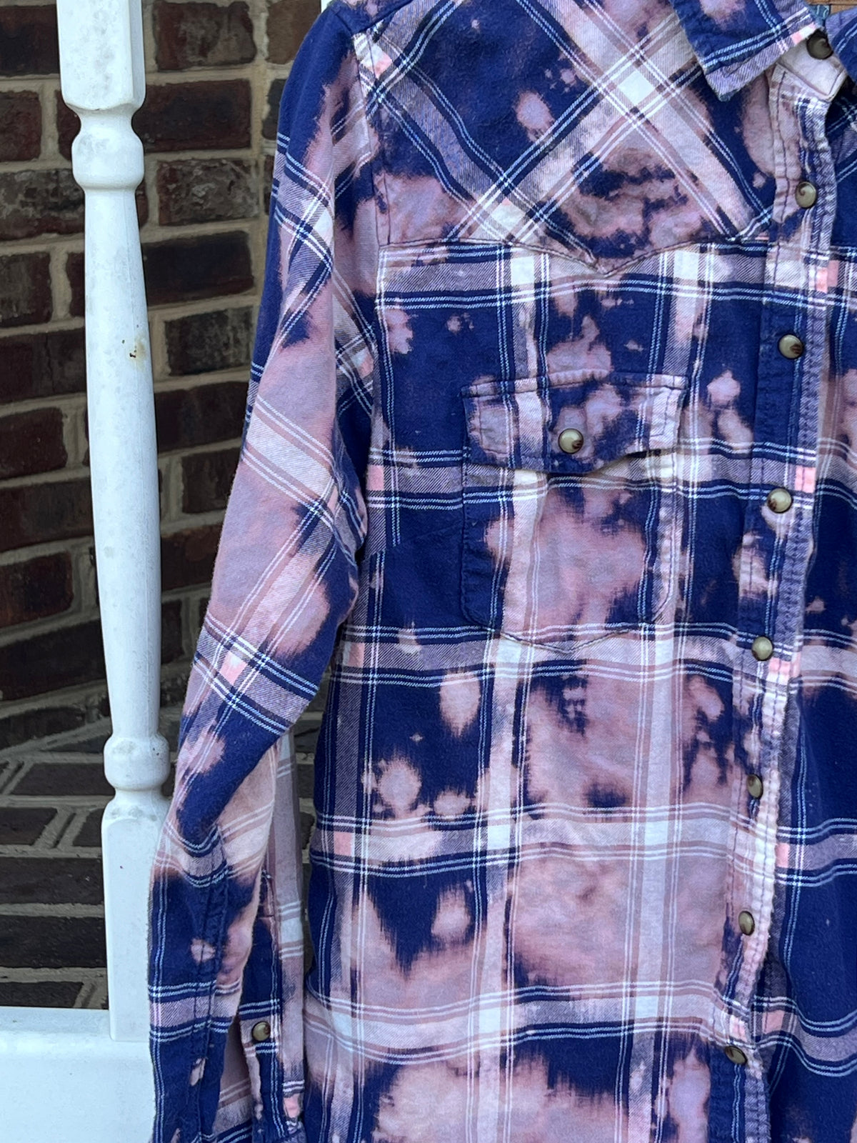 Raccoon Relaxing Sunset Wildflowers Upcycled Flannel - Women’s Medium