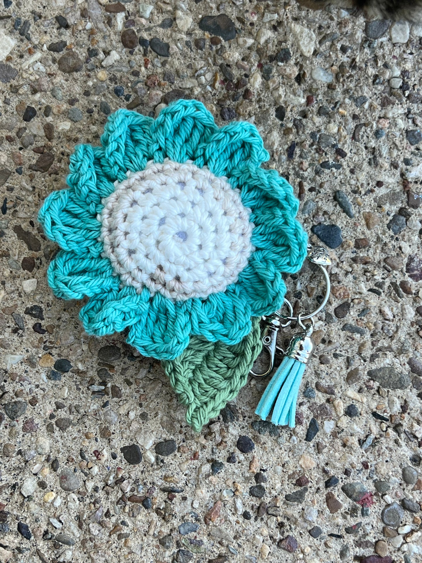 Turquoise & White Cotton Crochet Daisy Keychain
